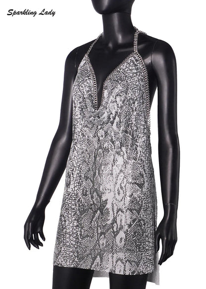 Sexy Hot Pink Glitter Sequin Party Dresses Bling Aluminum Chainmail Dress Backless Halter V Neck Side Slit Metal Party Outfit