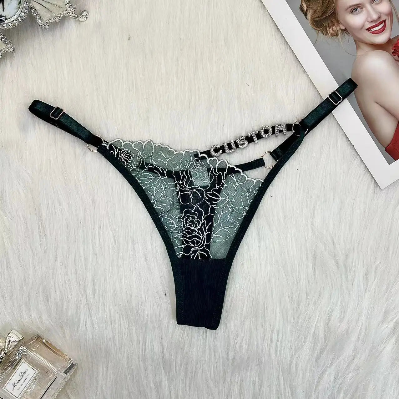 String personnalisé pour femmes, culotte en dentelle découpée, string personnalisé, lettres en strass, sous-vêtements, cadeau de saint valentin, nouvelle collection