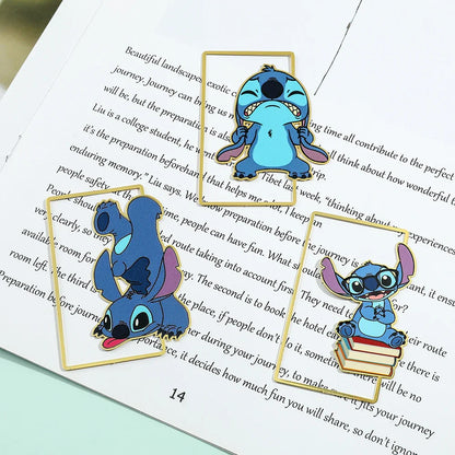 Stitch Love Artificial Leather Corner Bookmark for Friends, Family, Teachers, Teenagers, Kawaii Book Accessories, Creative Gifts
