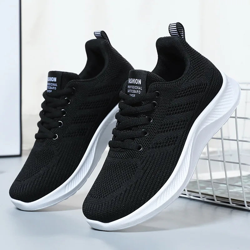 Chaussures de sport pour femmes Chaussures individuelles décontractées respirantes à semelle souple chaussures de course en maille volante d'automne