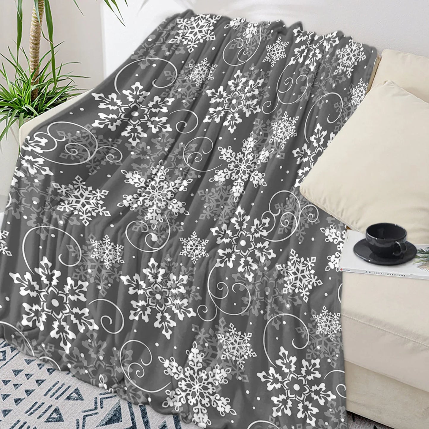 Christmas Snowflake Red Throw Blanket Portable Warm Blanket Blankets For Beds Home Decor Sofa Blanket
