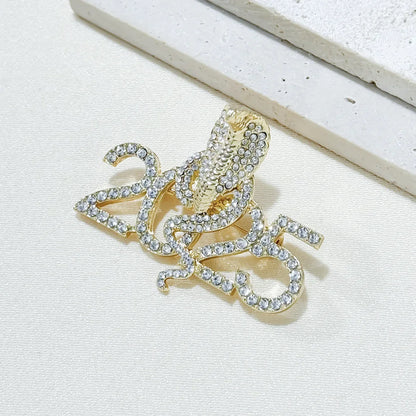 Broches serpent du zodiaque Vintage, strass créatifs pour hommes et femmes, vêtements animaux, bijoux cadeaux du nouvel an, nouvelle collection 2025