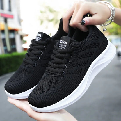 Chaussures de sport pour femmes Chaussures individuelles décontractées respirantes à semelle souple chaussures de course en maille volante d'automne