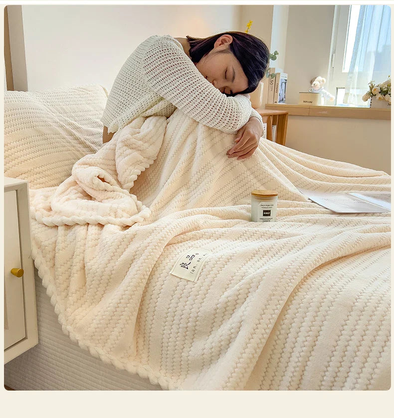 Category A Thickened Jacquard Velvet Autumn Warm Winter Blanket Soft Delicate Warmth Sofa Blankets for Thorw Comfortable Duvet