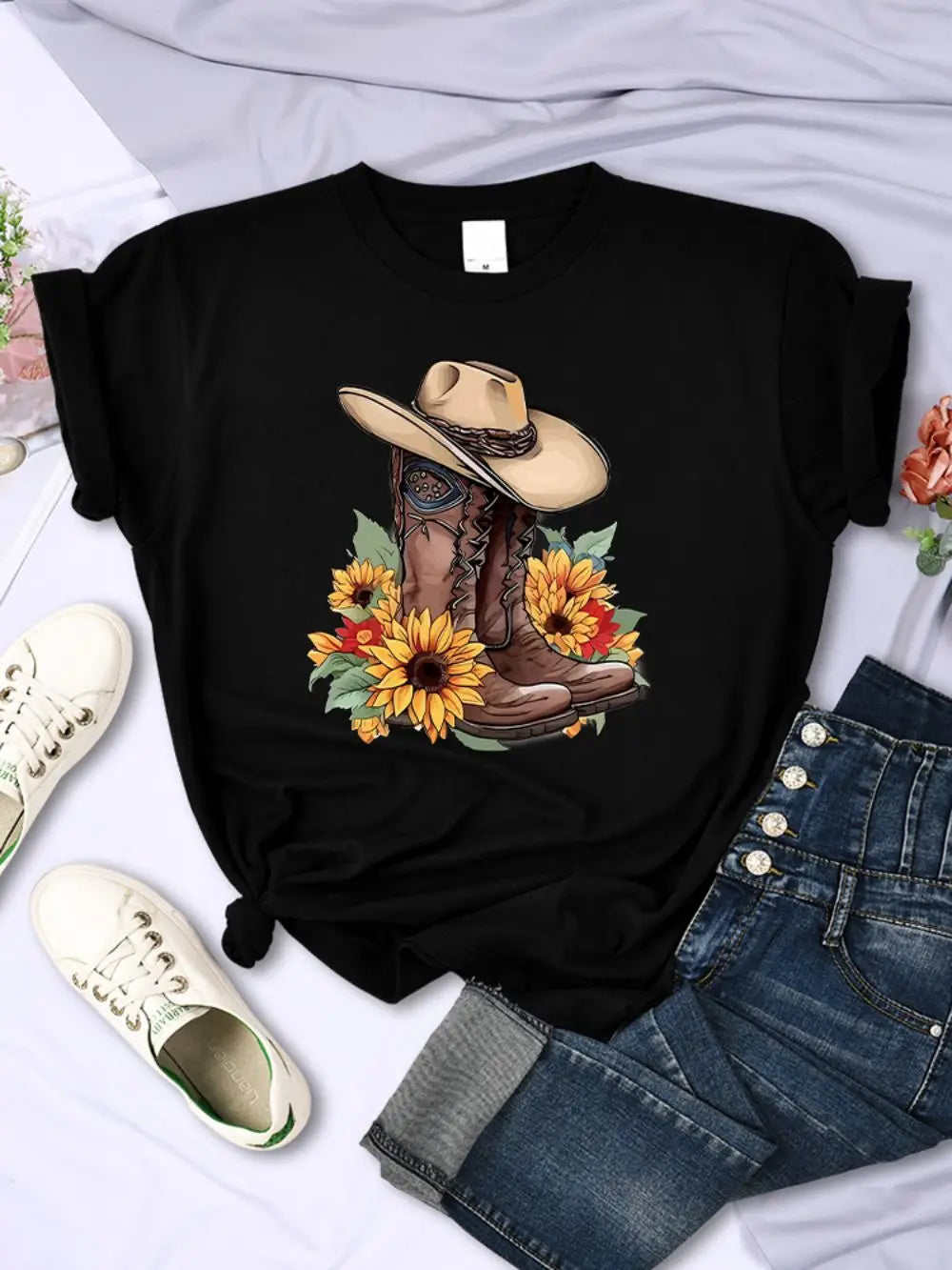 T-shirt femme motif cow-boy et bottes de l'Ouest, manches courtes décontracté et à la mode, col rond, coupe ample, vêtement de ville quotidien