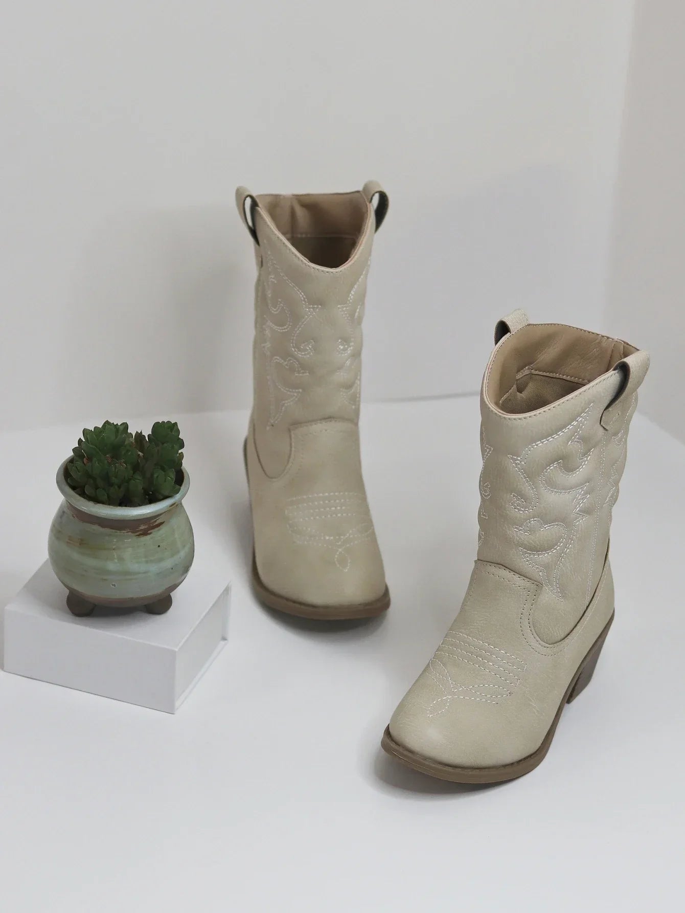 Classic Western Knee High Boots for Girls Premium Quality Slip-on Cowboy Long Booties Kids Autumn Heeled Point Botas Kids Shoes