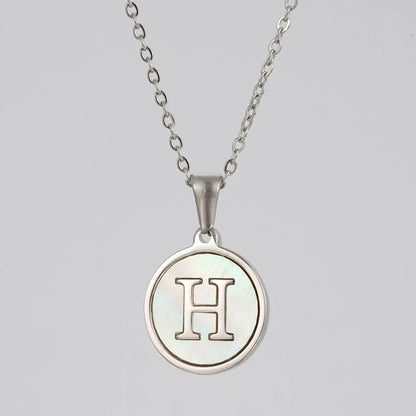 Collier en acier inoxydable de couleur acier avec lettre initiale A-Z, incrustation de coquillage naturel, pour femme, cadeau de Saint-Valentin