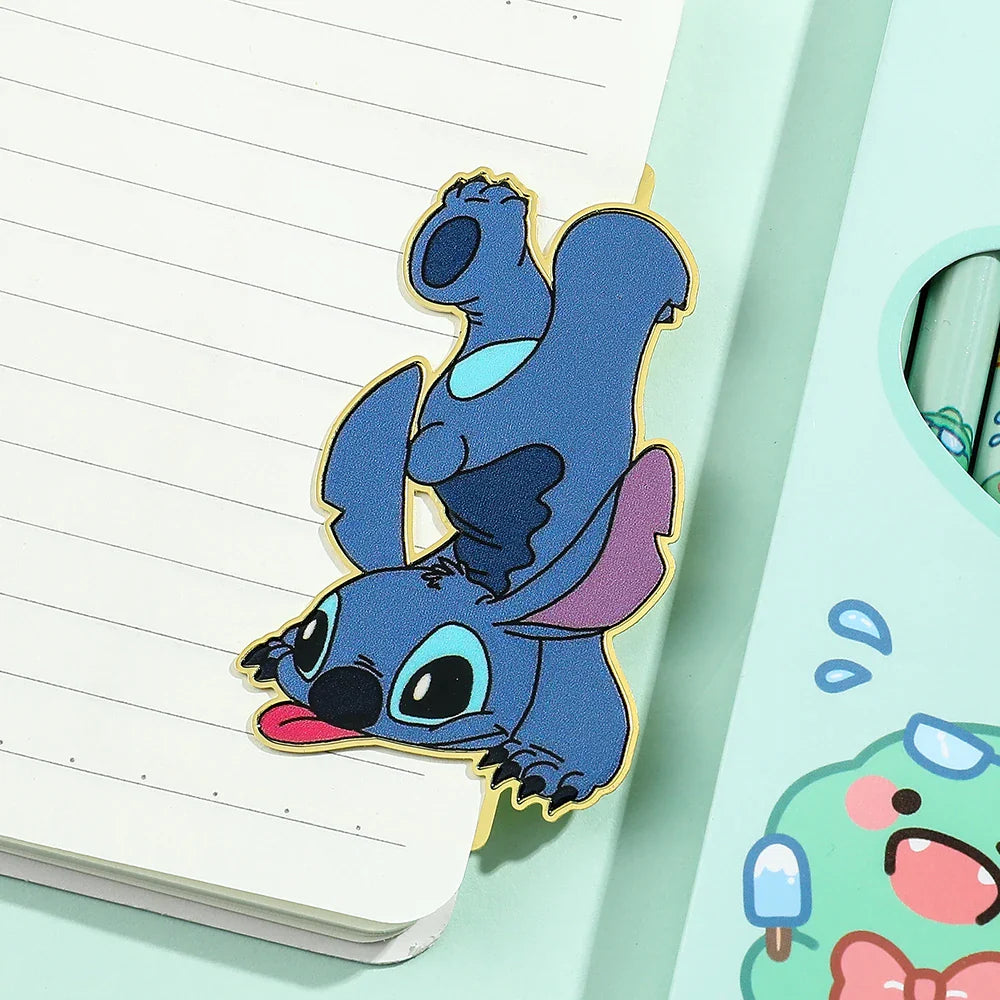 Stitch Love Artificial Leather Corner Bookmark for Friends, Family, Teachers, Teenagers, Kawaii Book Accessories, Creative Gifts