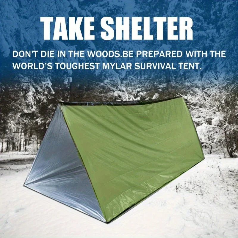 Tente d'urgence équipée d'une couverture isolante verte durable, résistante au froid et à la pluie, parfaite pour le camping et les activités de plein air