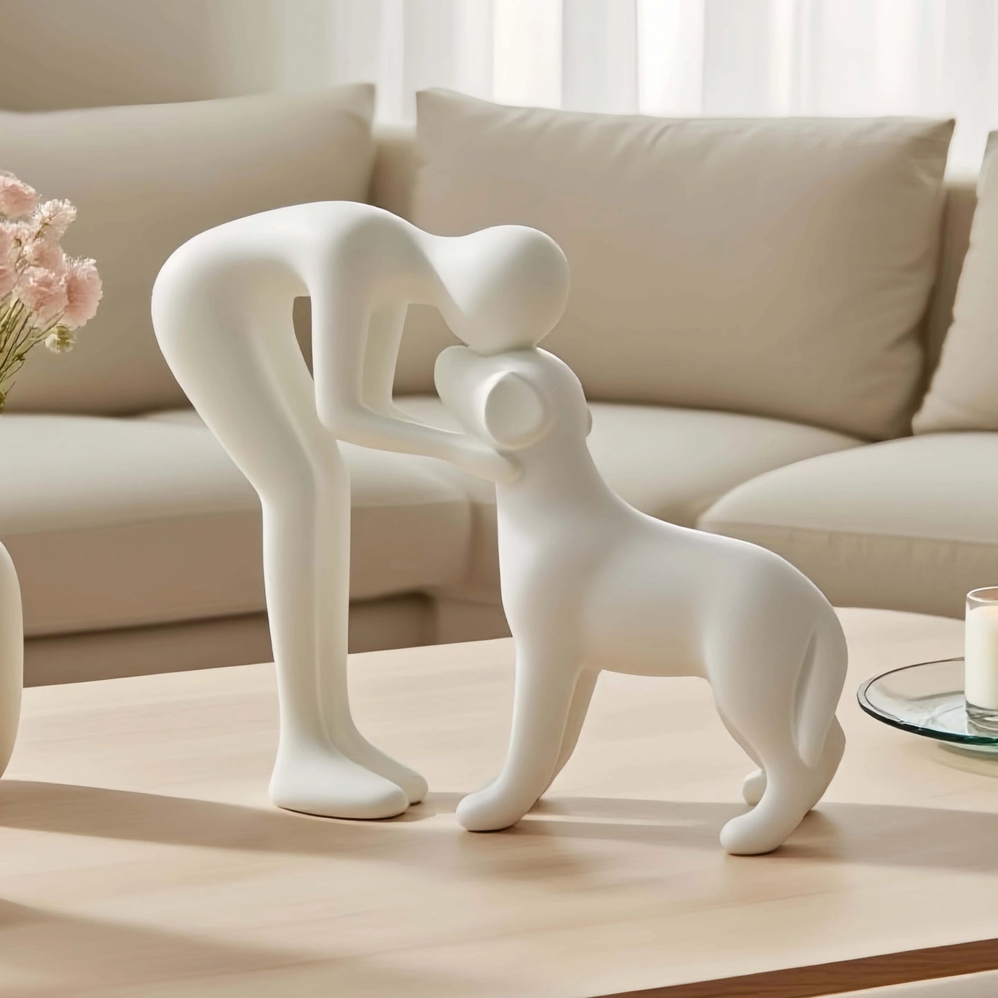 Une statue de chien noir et de propriétaire élégante et simple, un cadeau chaleureux pour les amoureux des animaux de compagnie et une décoration de table pour la maison qui n'est pas facile à casser