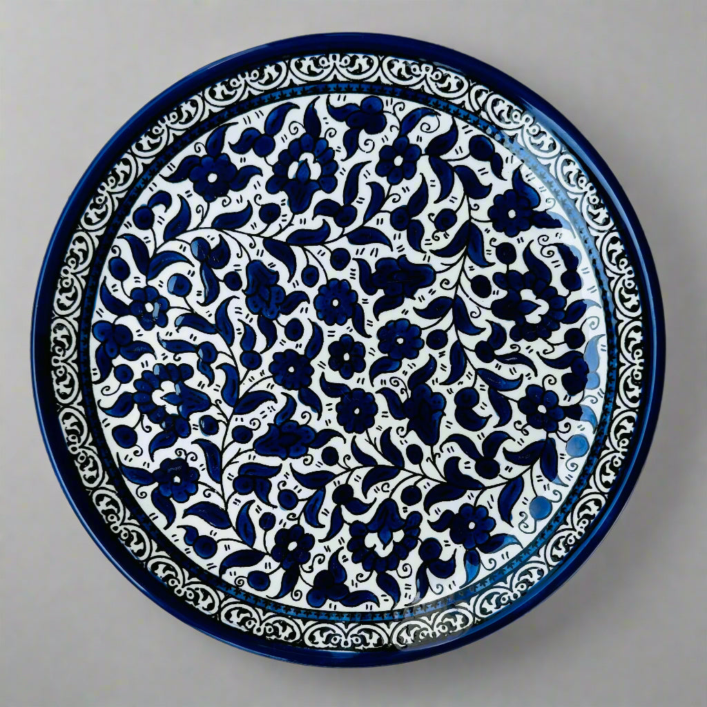 Plats de service | Ronds et rectangulaires – Céramique palestinienne peinte à la main | Multicolore et Bleu marine