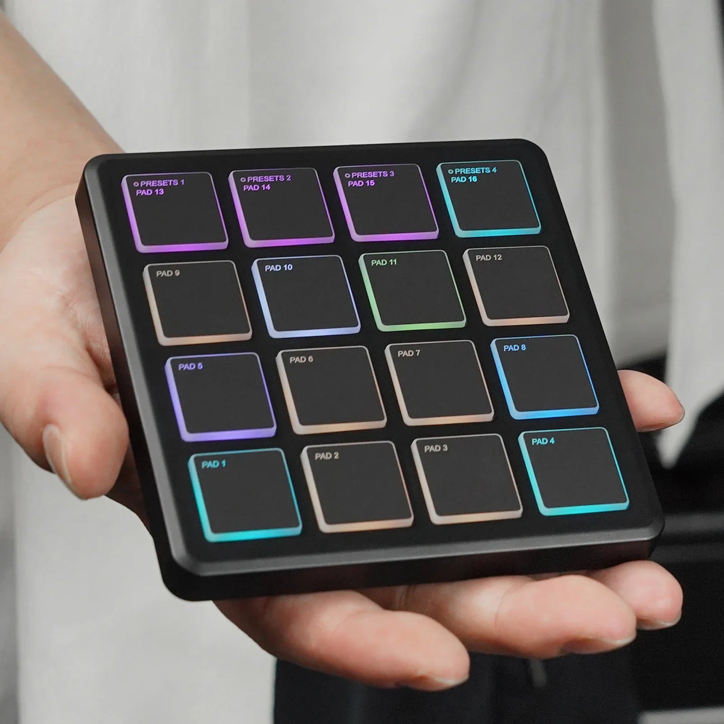 Contrôleur MIDI sans fil Portable M-VAVE SMC-PAD, 16 tampons, Percussion appropriée, DJ, arrangeur de musique, contrôleur de clavier
