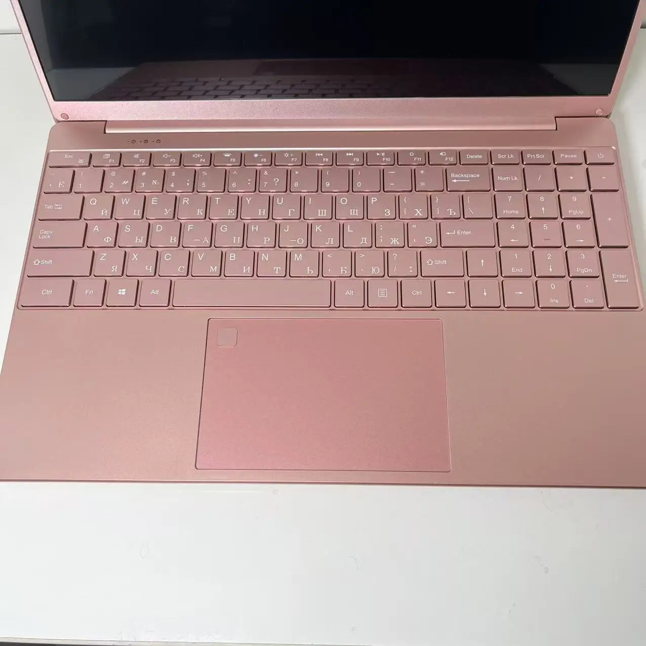 Ordinateur portable Celeron N5095 de 11e génération - Win 10/11, 16 Go 32 Go de RAM, SSD de 128 Go à 2 To. Wi-Fi 2,4 G/5,0 G et Bluetooth, clavier rose élégant.