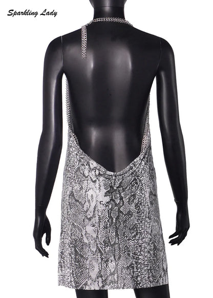 Sexy Hot Pink Glitter Sequin Party Dresses Bling Aluminum Chainmail Dress Backless Halter V Neck Side Slit Metal Party Outfit