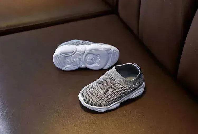 Chaussures antidérapantes élégantes pour enfants