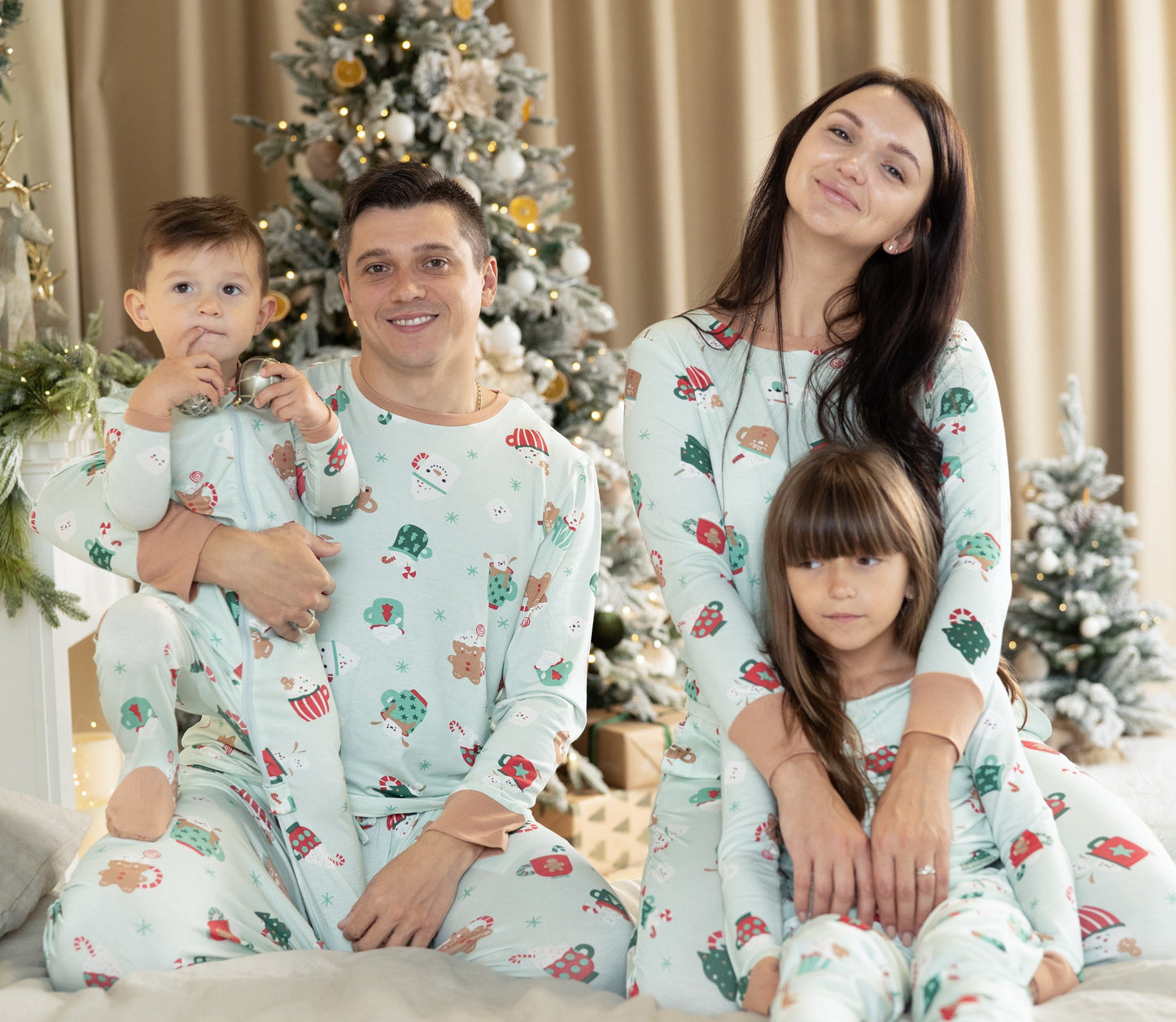 Bamboo Two Way Zipper Footies & Coloring Book (Festive Cocoa Print)