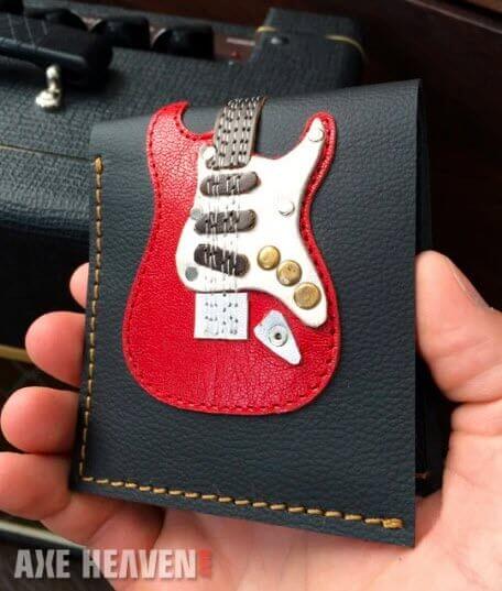 Portefeuille Guitare électrique Rouge ST – Fait main en Cuir véritable