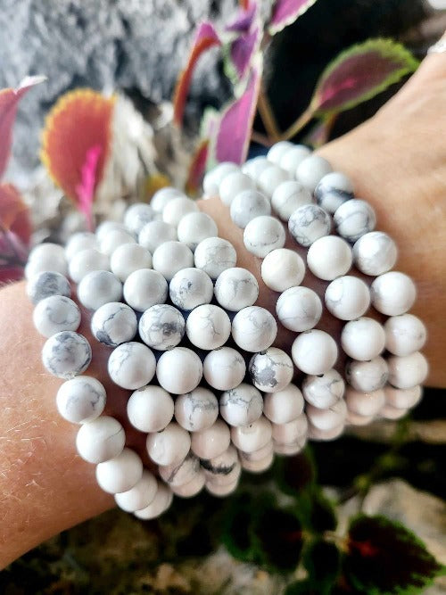 Howlite Gemstone Bead Bracelet | The Stone of Calm