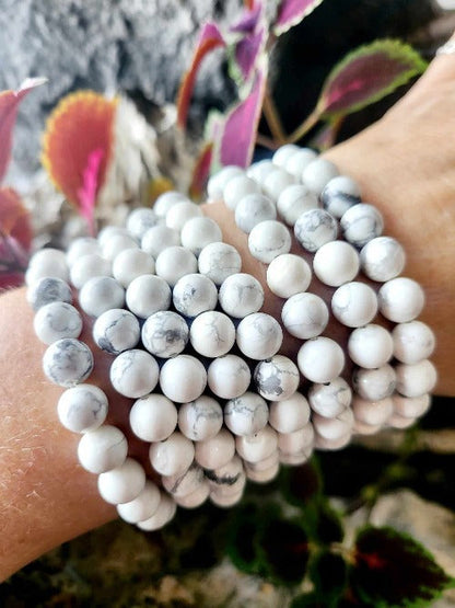 Howlite Gemstone Bead Bracelet | The Stone of Calm