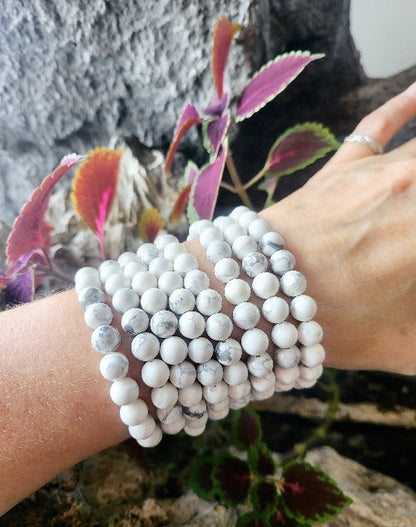 Howlite Gemstone Bead Bracelet | The Stone of Calm