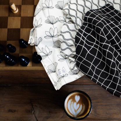 B&W Crinkled Flour Sack Tea Towels - Set/3