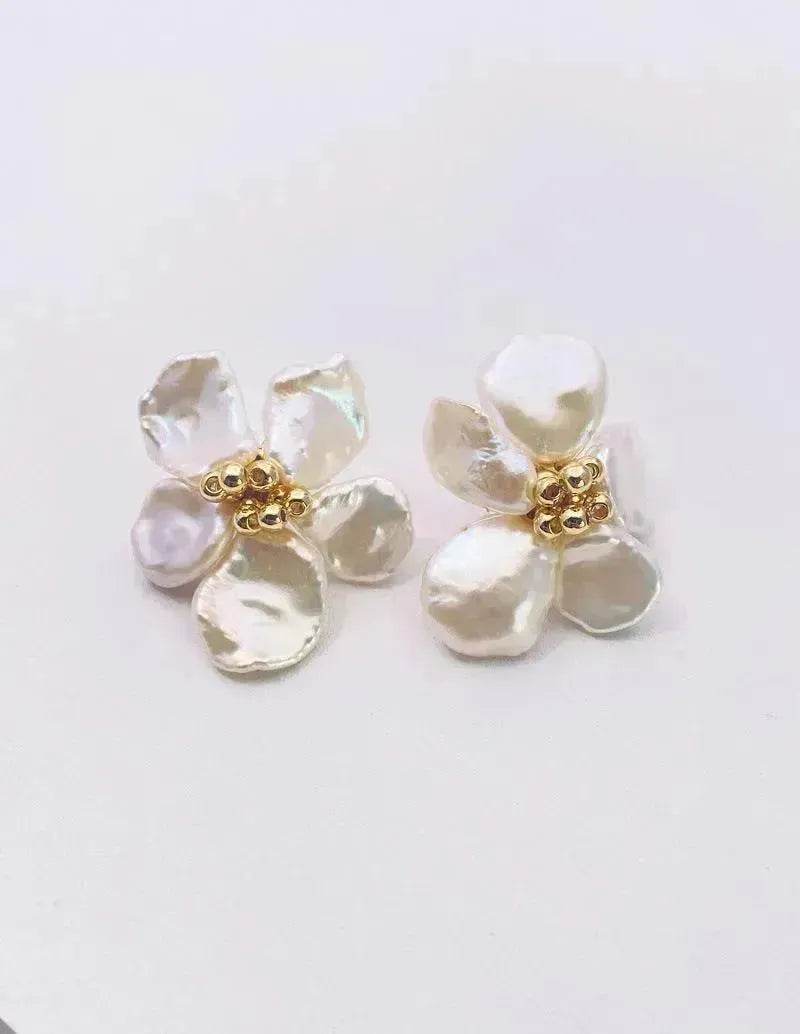 Boucles d'oreilles Baroque Perle Femme Européennes et Américaines Tempérament Personnalité Fleur Clous d'oreilles