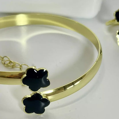14k Clover Jewellery set (2pcs) in Green and Black colour
