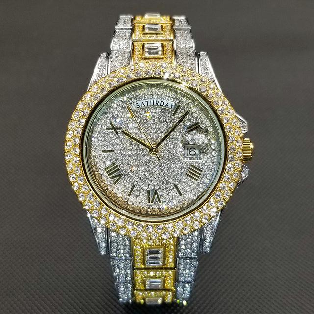 Montre entièrement sertie de cristaux glacés