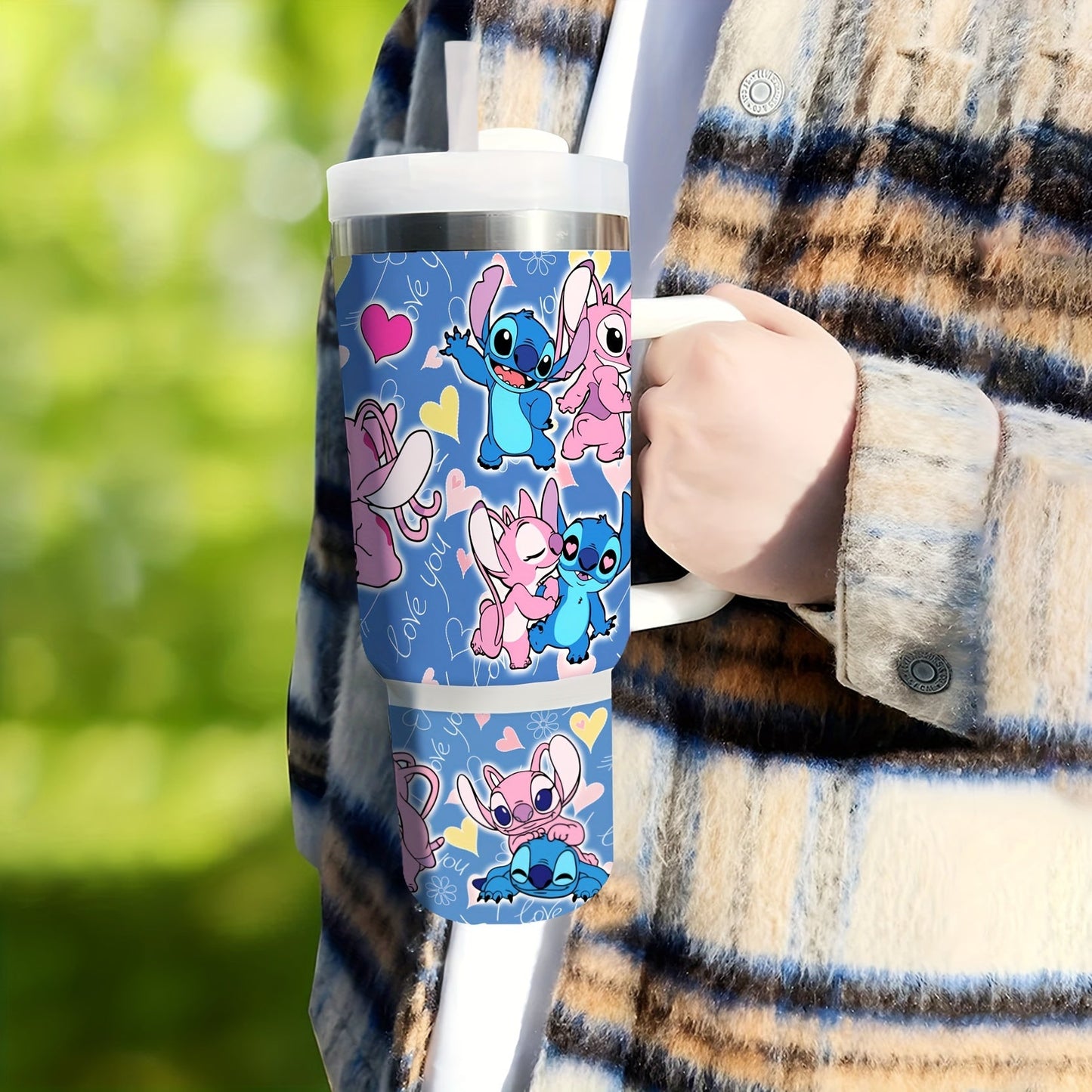 Gobelet isotherme Disney Stitch & Angel 40oz avec poignée - Acier inoxydable, garde les boissons chaudes ou froides, comprend une paille - Cadeau parfait pour la Saint-Valentin pour la famille et les amis
