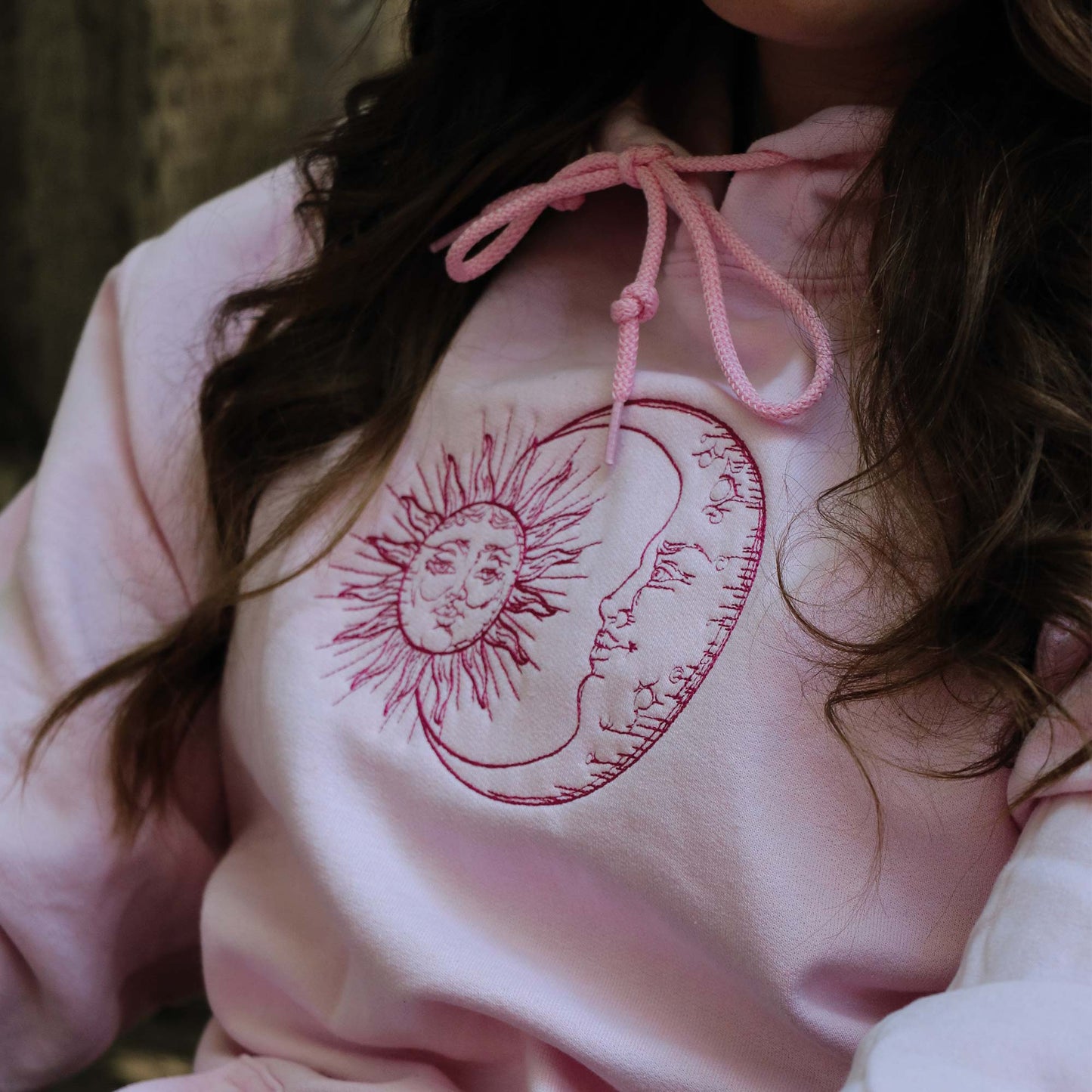 Crewneck Sun and Moon brodé
