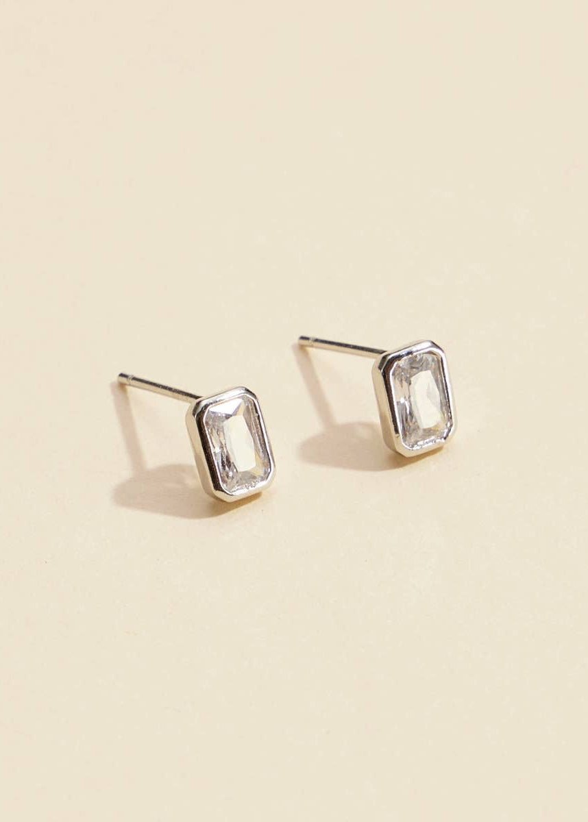 Colette Studs