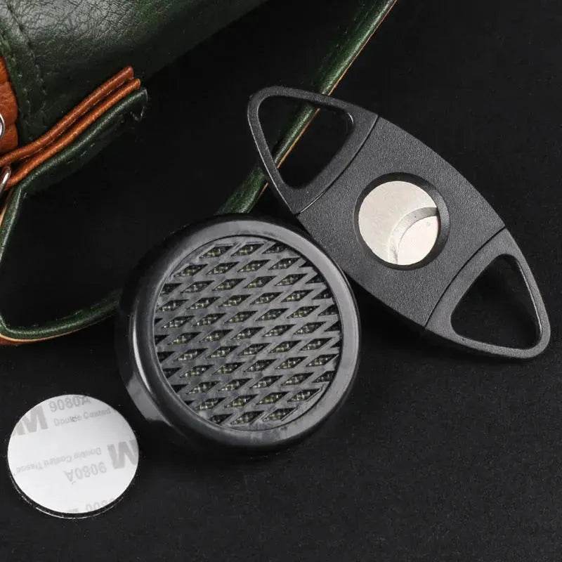 Portable Cigar Bag contains Humidifier and Cigar Cutter