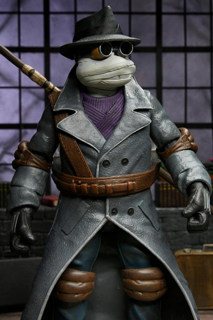 Neca - Universal Monsters x Teenage Mutant Ninja Turtles - Ultimate Donatello as The Invisible Man