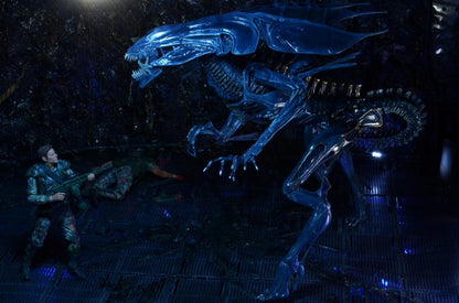 Aliens Xenomorph Queen Deluxe Action Figure