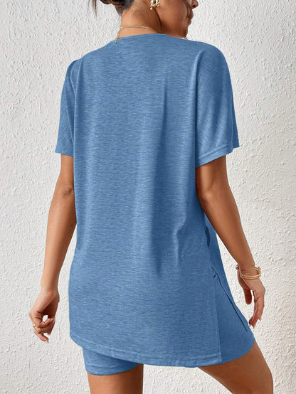 Women's Casual Solid Color Batwing Sleeve Tunic Top & Shorts Two-Piece Set