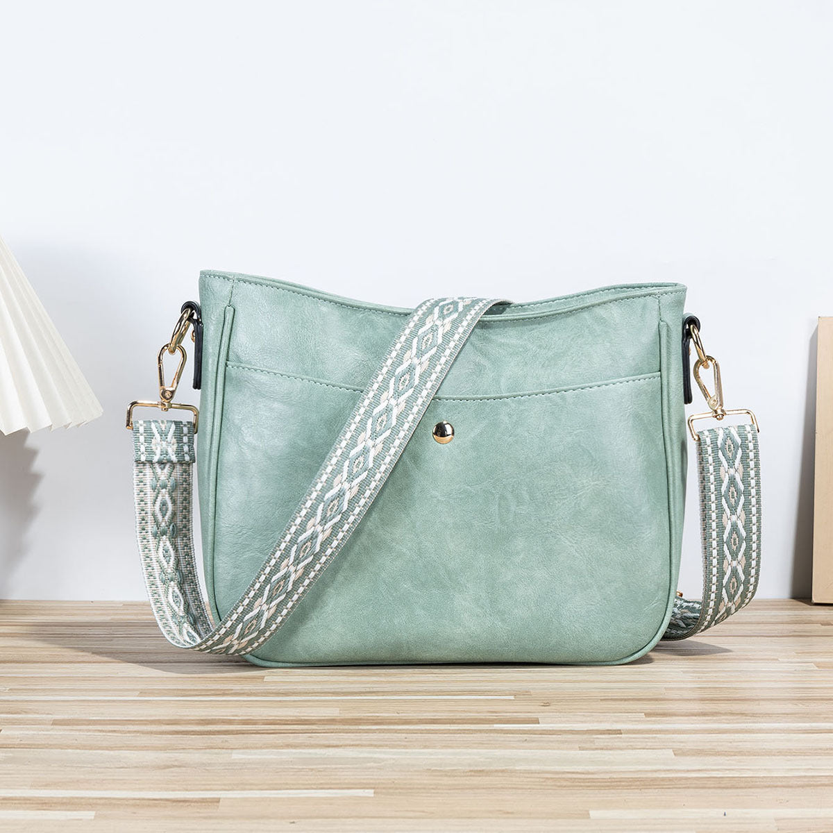 Women's Simple Crossbody Bag – PU Leather Shoulder Purse for Everyday Use