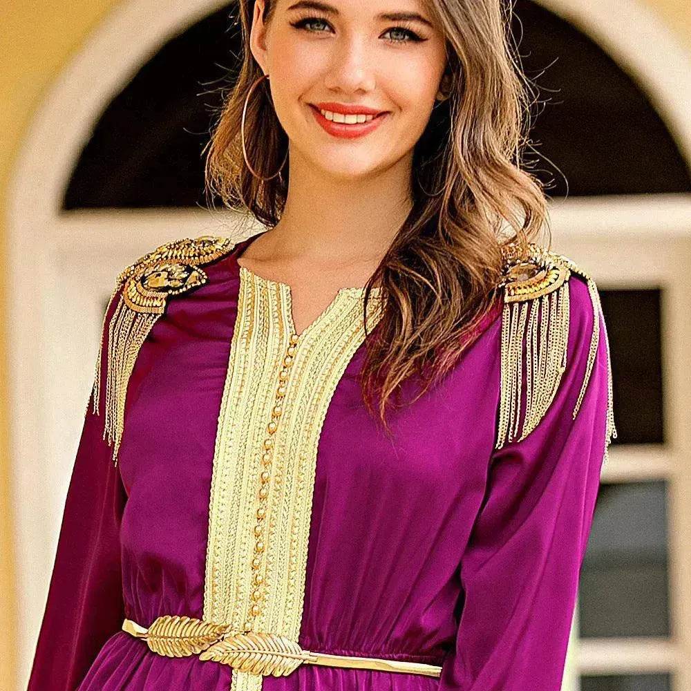 Robe en satin tissé brodé avec perles et épaulettes à pompons pour la Turquie, Dubaï, Moyen-Orient, femmes, Abaya