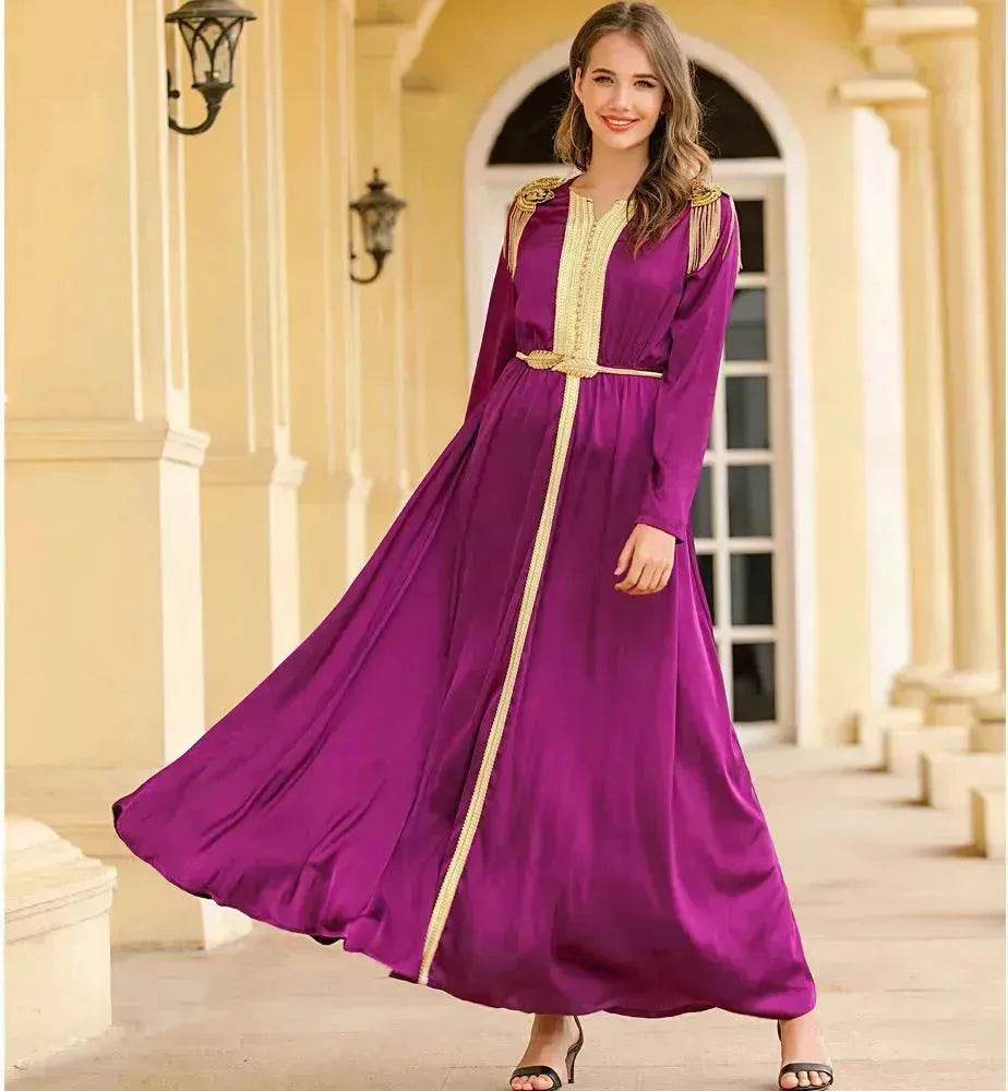 Robe en satin tissé brodé avec perles et épaulettes à pompons pour la Turquie, Dubaï, Moyen-Orient, femmes, Abaya