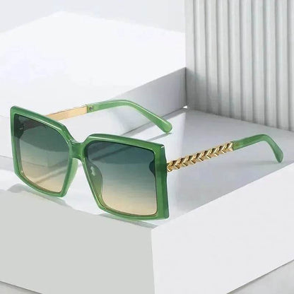 Fashion Box Simple Catwalk Light Luxury Sunglasses