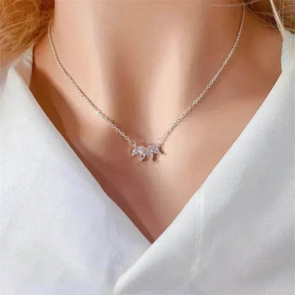 Bijoux Fantaisie Minimalistes Collier Fleur Brillante pour Femmes Filles, Pendentif Fleur de Lotus, Bijou de Fête, Cadeau d'Anniversaire pour Femme