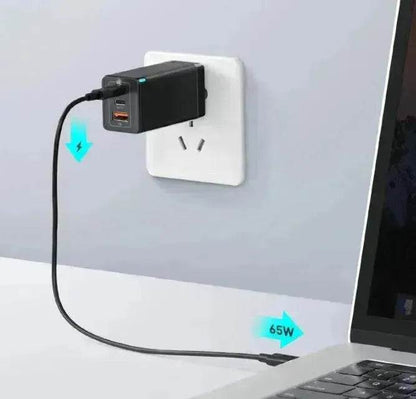 Fast mobile phone charger With USB and Type C port
