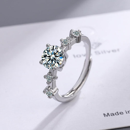 Bague en Zirconium Diamant Forme Bouche Design Spécial