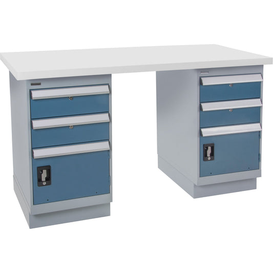 Établi préconçu, 60" L x 36" P x 34" H, capacité de 2 500 lb.
