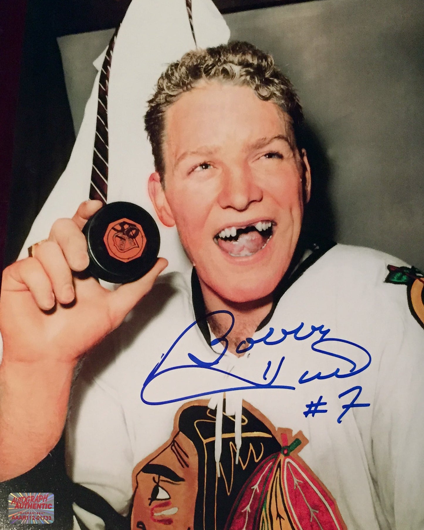 AUTOGRAPHED BOBBY HULL 50TH GOAL 8X10 PHOTO (COLOUR) - CHICAGO BLACKHAWKS