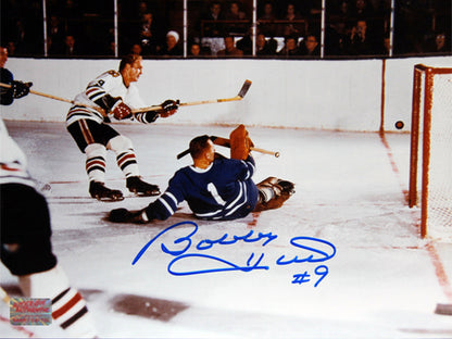 HULL SCORES ON BOWER AUTOGRAPHED 8X10 - TORONTO MAPLE LEAFS - CHICAGO BLACKHAWKS