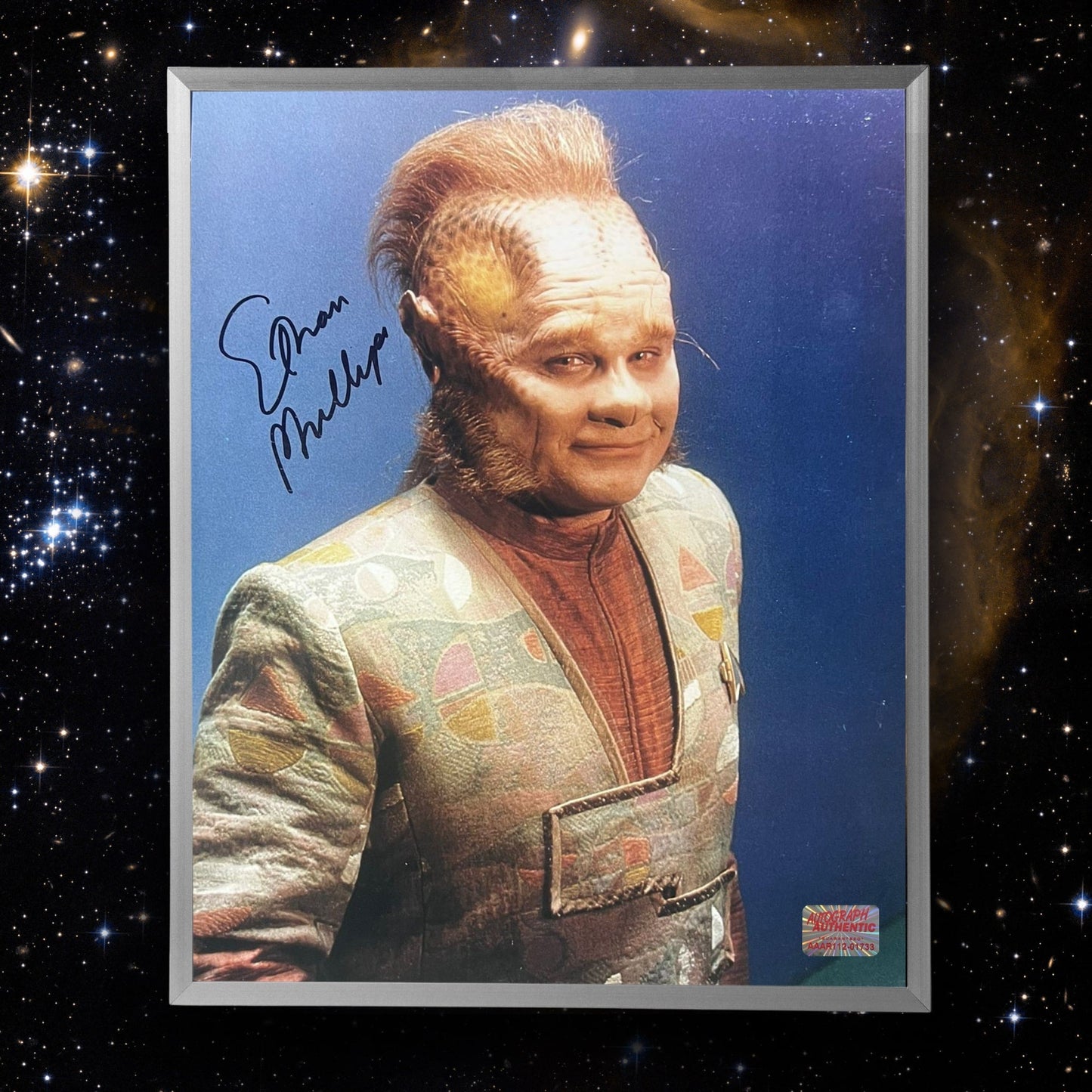 ETHAN PHILLIPS AUTOGRAPHED STAR TREK VOYAGER PHOTO - NEELIX 8X10