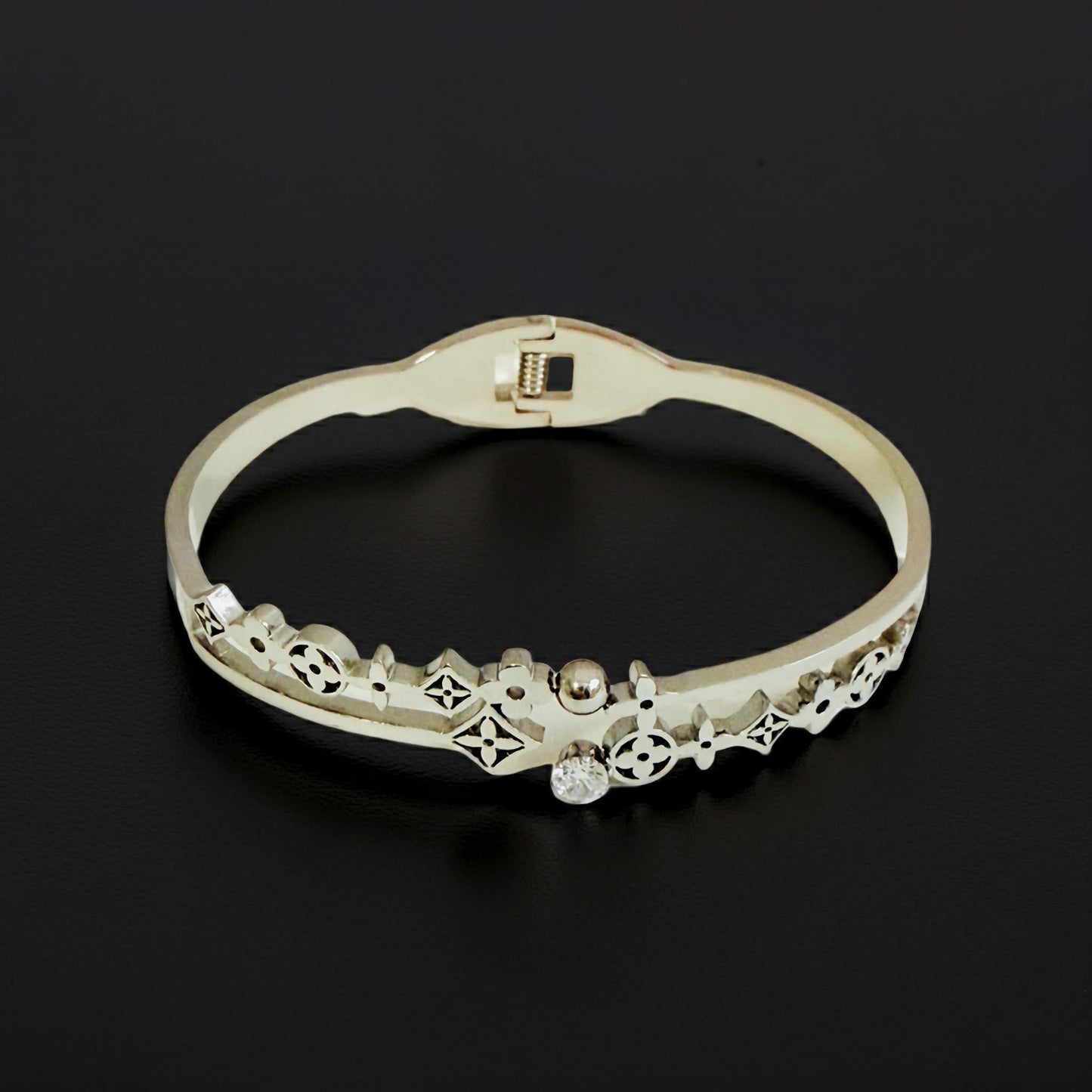 Dainty Silver-Plated Flower Bangle Bracelet with Sparkling Crystals