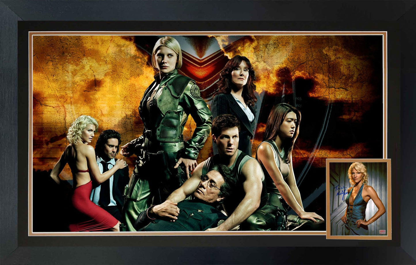 TRICIA HELFER SIGNED BATTLESTAR GALACTICA FRAMED  - SCI-FI COLLECTIBLE 38"X28"