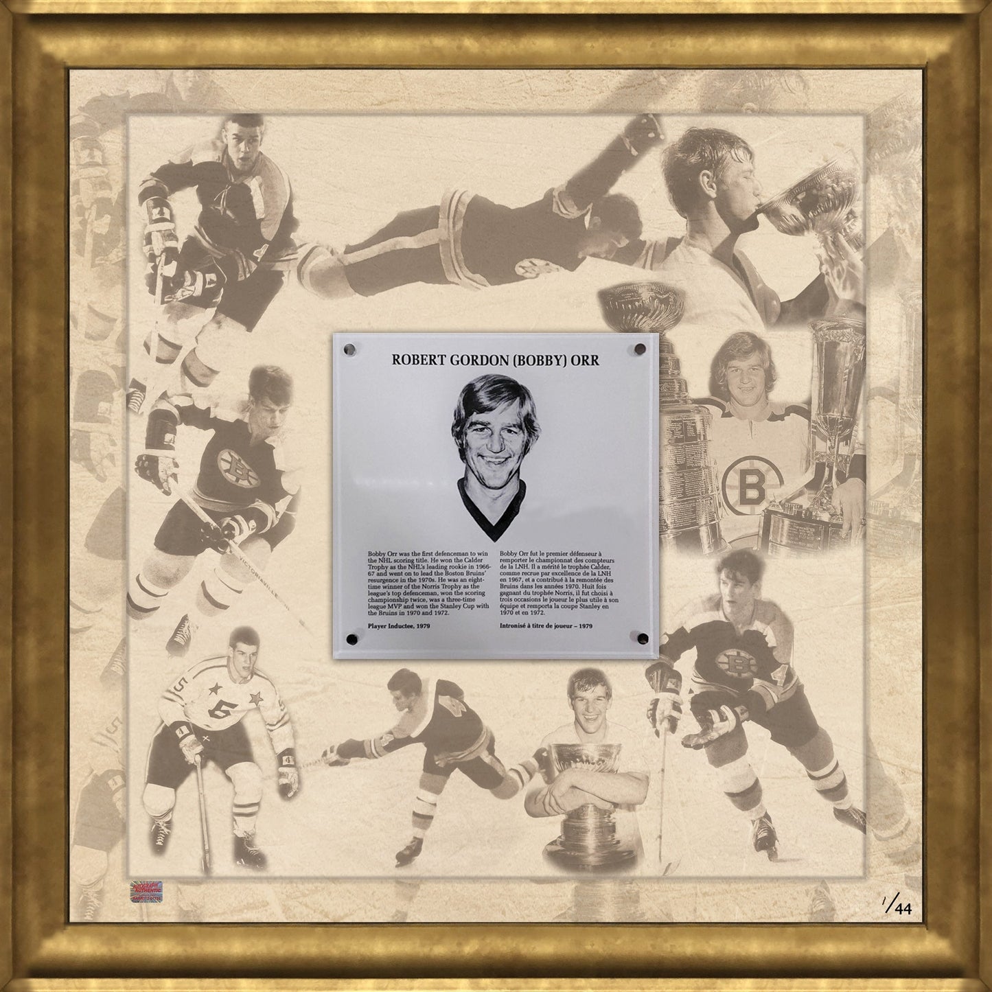 BOBBY ORR COLLAGE ENCADRÉ HHOF PLAQUE ÉDITION LIMITÉE #1 SUR 44 (27" X 26,5")