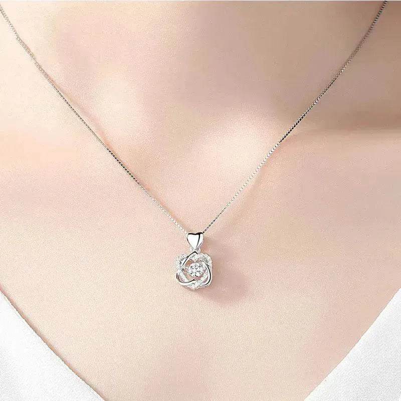 Collier de perles et strass à la mode avec pendentif en forme d'étoile pour femmes